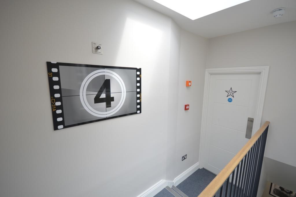 St Anne's Court By Indigo Flats Londra